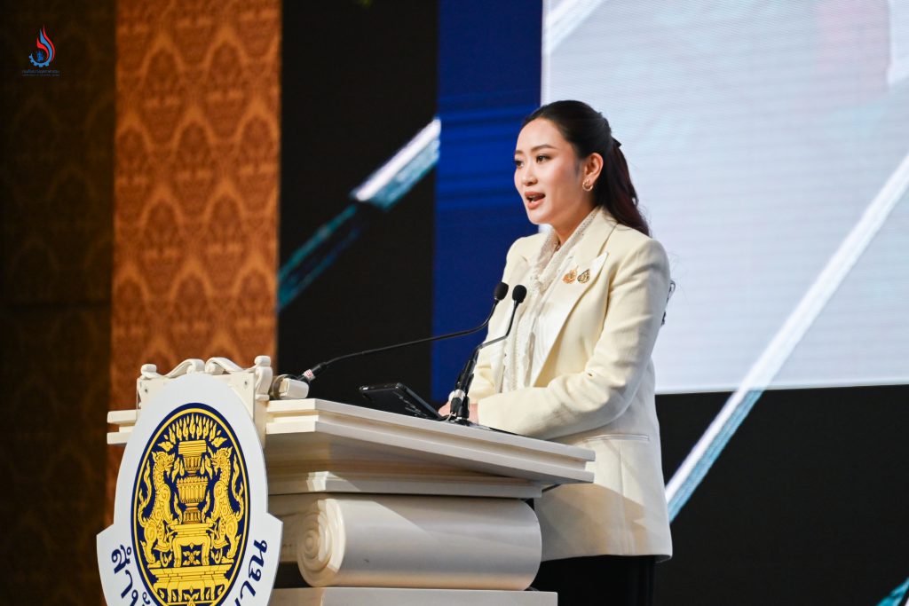 นางสาวแพทองธาร ชินวัตร นายกรัฐมนตรี ทำหน้าที่เป็นประธานการประชุม