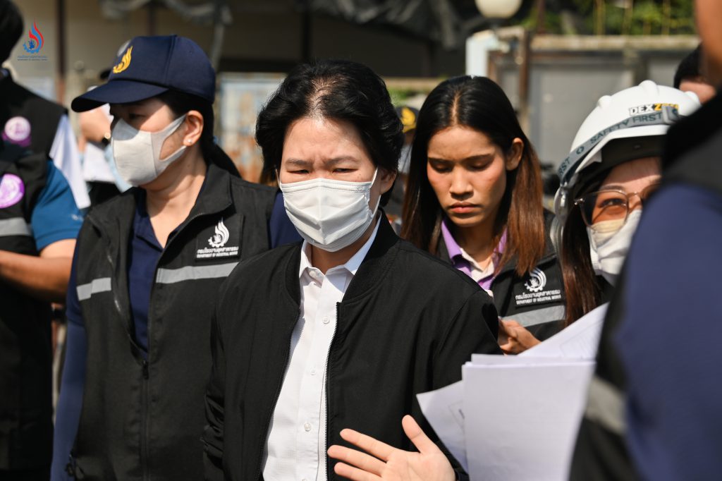 นางสาวฐิติภัสร์ โชติเดชาชัยนันต์ หัวหน้าคณะทำงานรัฐมนตรีว่าการกระทรวงอุตสาหกรรม