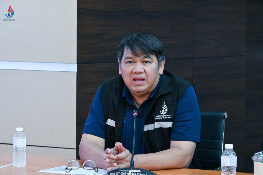 นายสุนทร แก้วสว่าง รองอธิบดีกรมโรงงานอุตสาหกรรม