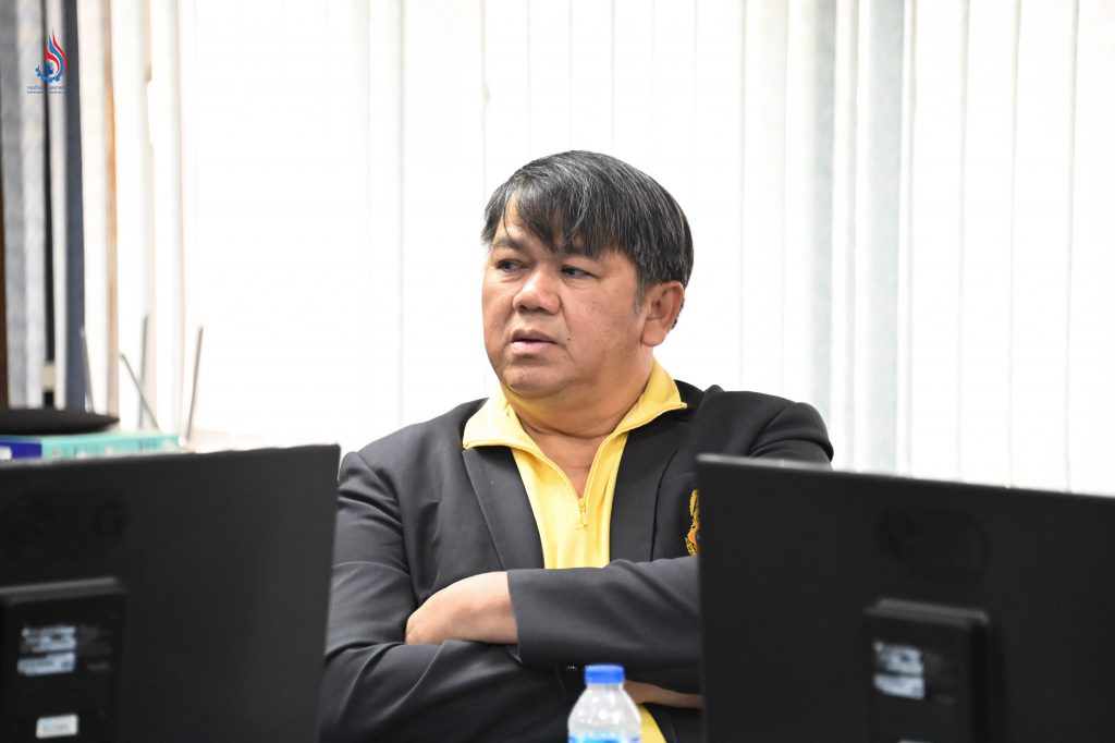 นายสุนทร แก้วสว่าง รองอธิบดีกรมโรงงานอุตสาหกรรม