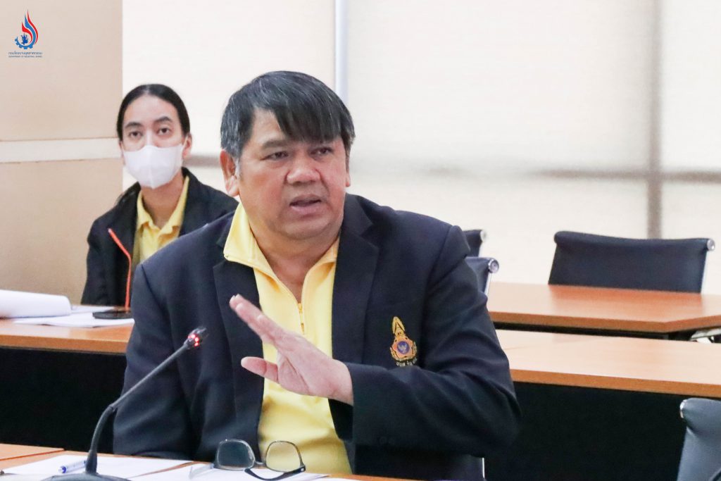 นายสุนทร แก้วสว่าง รองอธิบดีกรมโรงงานอุตสาหกรรม