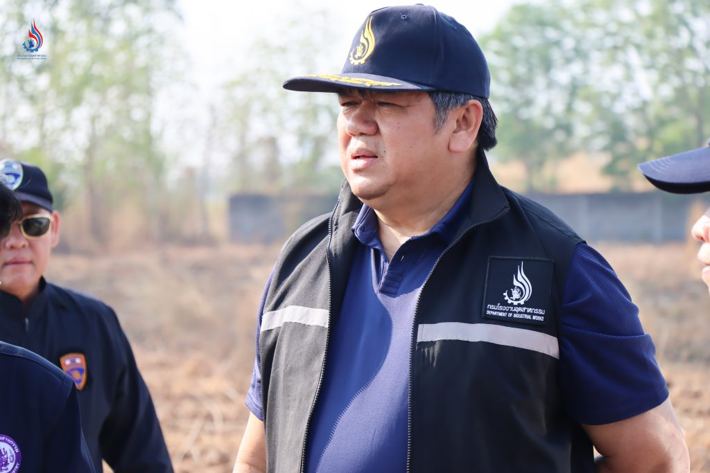 นายสุนทร แก้วสว่าง รองอธิบดีกรมโรงงานอุตสาหกรรม