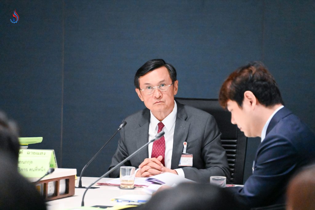 นายจาตุรนต์ ฉายแสง ประธานคณะกรรมาธิการวิสามัญ