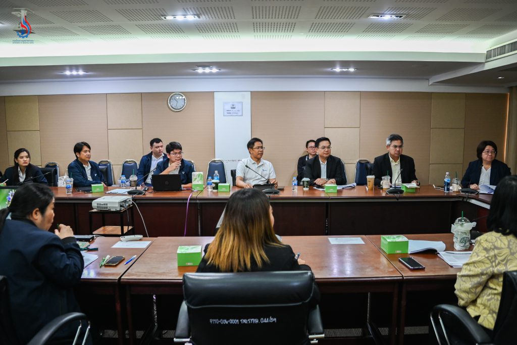 คณะเจ้าหน้าที่ กนอ.