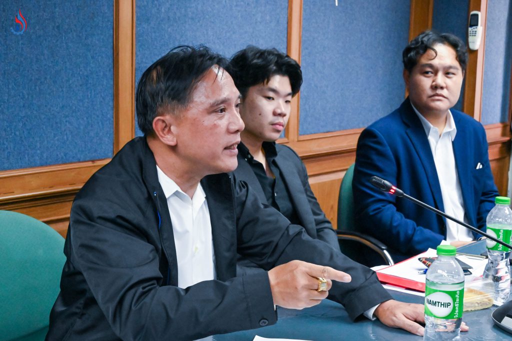 เจ้าหน้าที่กรมโรงงานอุตสาหกรรมเข้าร่วมให้ข้อมูลและตอบข้อซักถาม