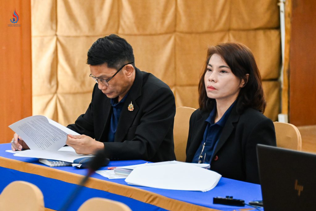 นายจิรวัฒน์ บุปผาพรหม ผู้อำนวยการกองกฎหมาย นางปิยธิดา ศุภรัตนชาติพันธุ์ ผู้อำนวยการกลุ่มวินิจฉัยและให้คำปรึกษา กองกฎหมาย