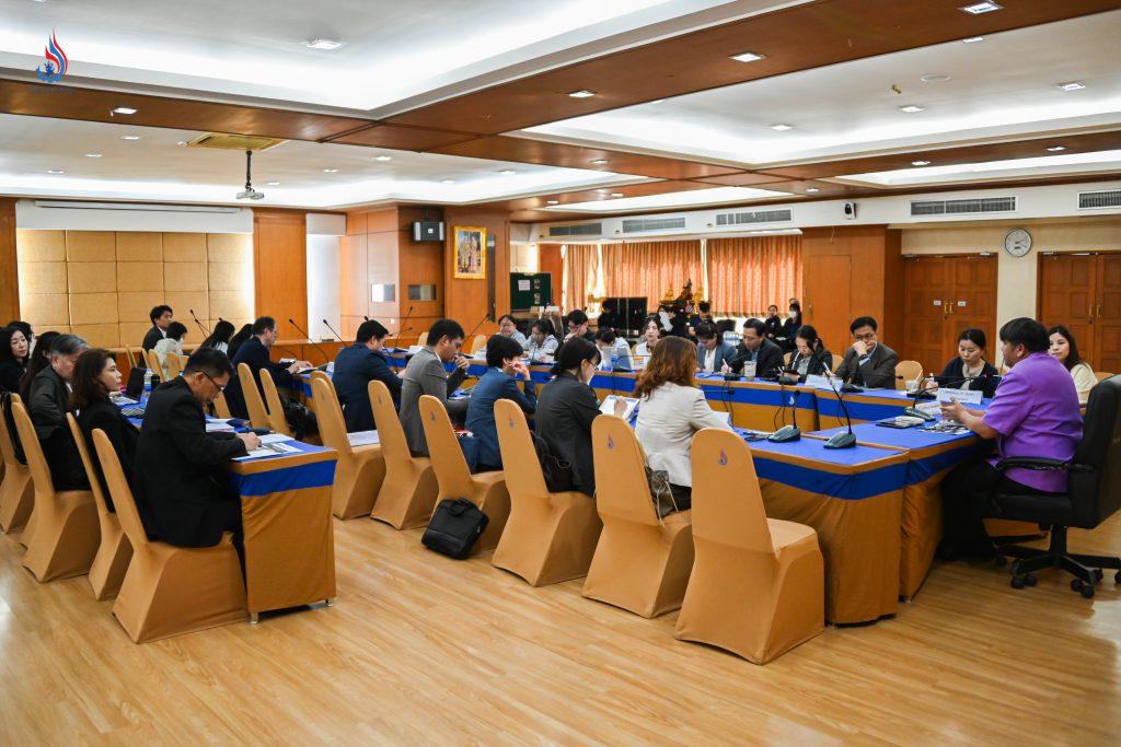 ผู้ประกอบการภาคอุตสาหกรรมยานยนต์ ได้ร่วมสอบถามและเสนอข้อคิดเห็นประเด็นแนวทางการปฏิบัติที่เกี่ยวข้องภายใต้พระราชบัญญัติกากอุตสาหกรรม