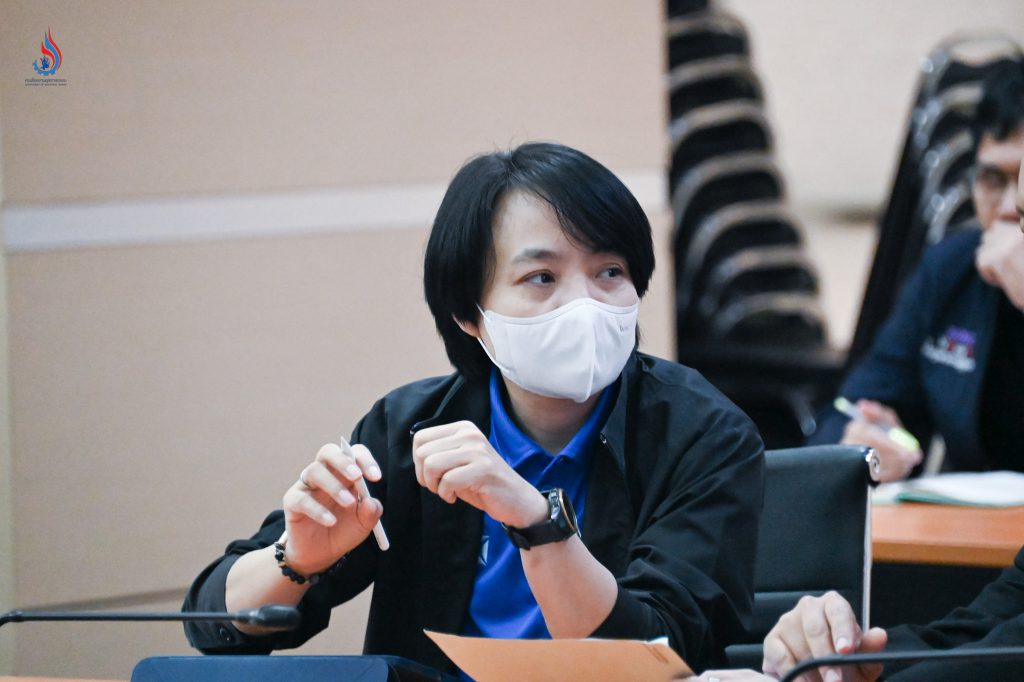 นางสาวประนมพร โลกคำลือ ผู้อำนวยการศูนย์เทคโนโลยีสารสนเทศและการสื่อสาร