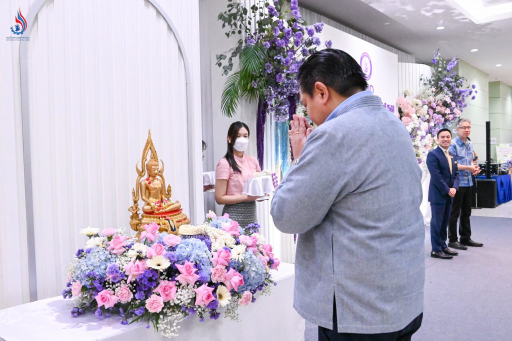 อธิบดีกรมโรงงานฯ ร่วมสืบสานประเพณีสงกรานต์ ประจำปี 2568 กระทรวงอุตสาหกรรม