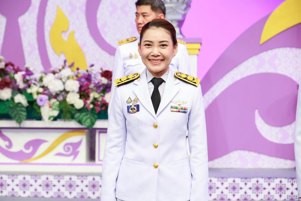 นางสาวไพลิน เทียนสุวรรณ ที่ปรึกษารัฐมนตรีว่าการกระทรวงอุตสาหกรรม