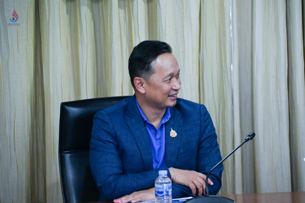 นายธีรทัศน์ อิศรางกูร ณ อยุธยา รองอธิบดีกรมโรงงานอุตสาหกรรม