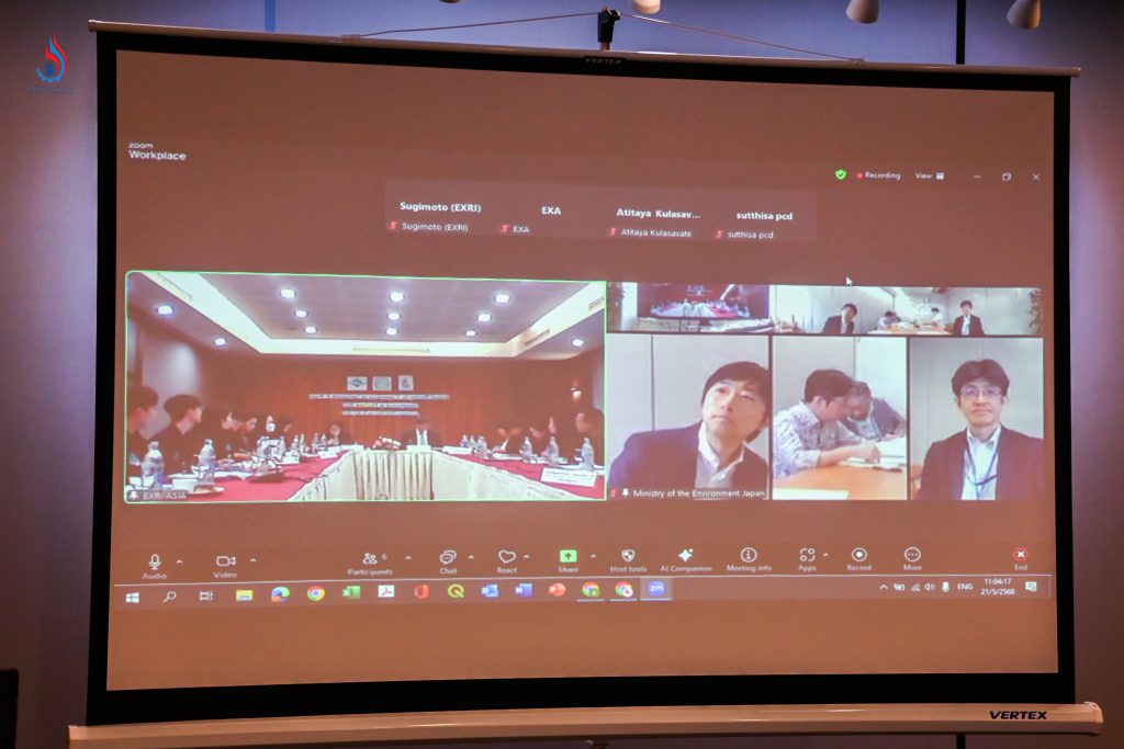 Mr. Ichiro Sumikura Director General for Resource Circulation, Environmental Regeneration and Material Cycles Bureau (ERMCB) กระทรวงสิ่งแวดล้อมประเทศญี่ปุ่น เข้าร่วมประชุมผ่านสื่ออิเล็กทรอนิกส์