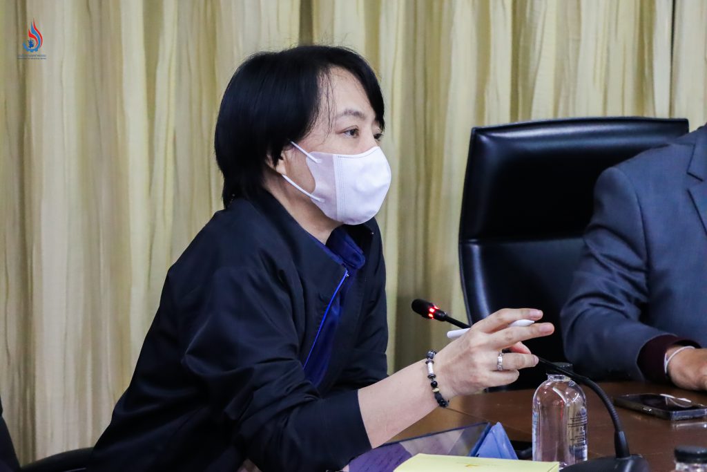 นางสาวประนมพร โลกคำลือ ผู้อำนวยการศูนย์เทคโนโลยีสารสนเทศและการสื่อสาร