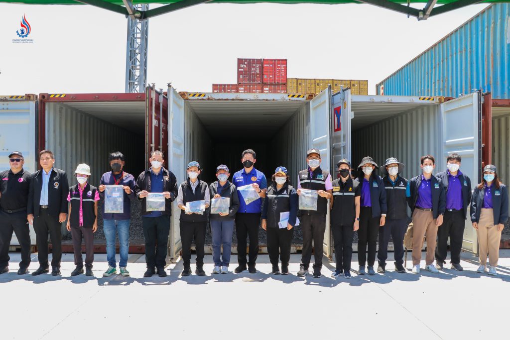 กรมโรงงานฯ จะแจ้งการกระทำความผิดและส่งคืน (Return Shipment) ตู้สินค้ากลับไปยังประเทศผู้ส่งออกต้นทาง ขณะเดียวกัน กรมศุลกากรก็จะดำเนินคดีกับบริษัทผู้นำเข้าและผลักดันตู้สินค้าดังกล่าวกลับประเทศต้นทาง