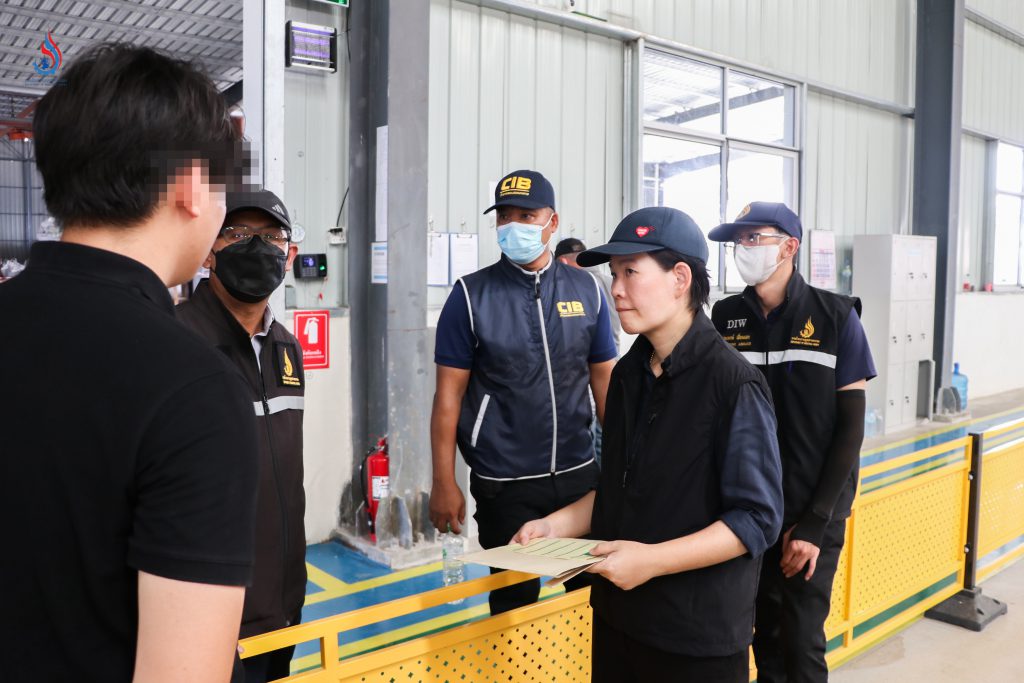 โรงงานของ บริษัท เบต้า แพ็คเกจ โปรดักส์ (ประเทศไทย) จำกัด พบข้อมูลขอใบอนุญาตประกอบกิจการโรงงาน แต่ไม่ได้แจ้งประกอบกิจการ อีกทั้งพบการขยายกำลังเครื่องจักรเกินกว่าที่ได้รับอนุญาต