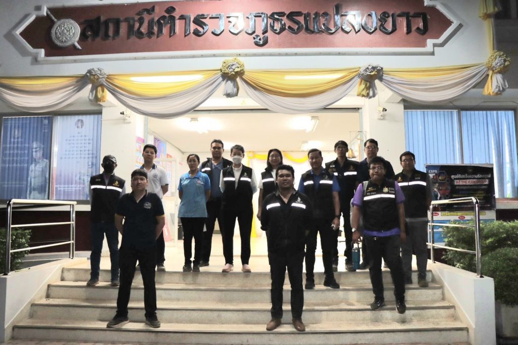 สำนักงานอุตสาหกรรมจังหวัดฉะเชิงเทราส่งคดีฟ้องฐานความผิด 3 ข้อหา คือ 1) ตั้งโรงงานโดยไม่ได้รับใบอนุญาต 2) ประกอบกิจการโรงงานโดยไม่ได้รับใบอนุญาต และ 3) ครอบครองวัตถุอันตรายชนิดที่ 3 ที่เป็นขยะอิเล็กทรอนิกส์โดยไม่ได้รับอนุญาต