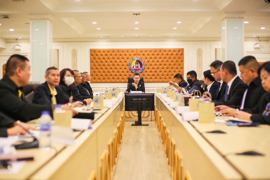 การประชุมบูรณาการระหว่างกองอำนวยการรักษาความมั่นคงภายในราชอาณาจักร (กอ.รมน.) และส่วนราชการ เพื่อหารือประเด็นสถานการณ์ความมั่นคงทางสิ่งแวดล้อมและแนวทางการดำเนินการ: กรณีปัญหาการซุกซ่อนฝังกลบกากสารพิษและขยะอิเล็กทรอนิกส์จากโรงงานกลุ่มจีนเทา