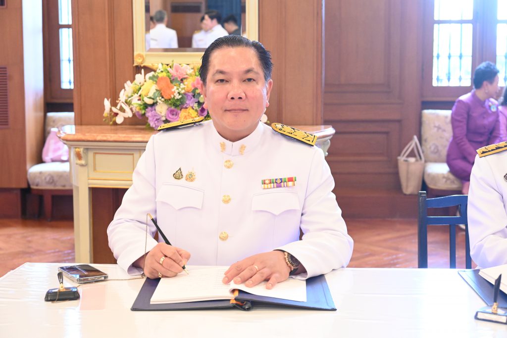 นายพรยศ กลั่นกรอง อธิบดีกรมโรงงานอุตสาหกรรม