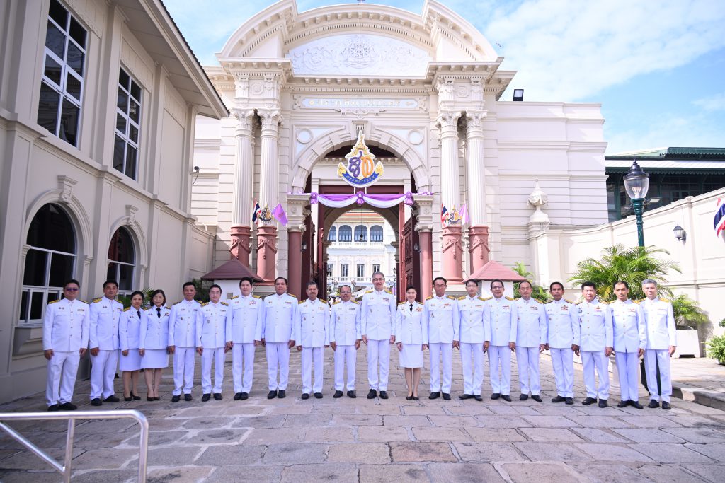 อธิบดีกรมโรงงานฯ ร่วมพิธีลงนามถวายพระพรชัยมงคล เนื่องในโอกาสวันเฉลิมพระชนมพรรษาสมเด็จพระนางเจ้าฯ พระบรมราชินี 3 มิถุนายน 2568