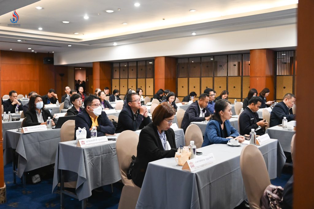 รองอธิบดีธีรทัศน์ เปิดมุมมองใหม่! นำเสนอ DIW Platform เครื่องมือสำคัญเชื่อมข้อมูลอุตสาหกรรมทั่วประเทศ