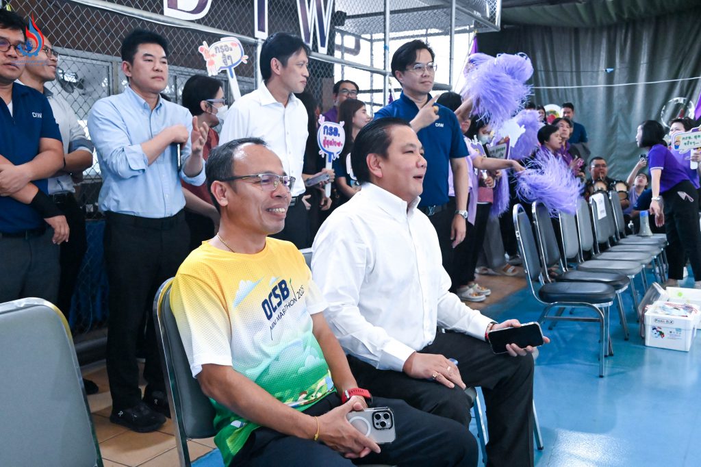 อธิบดีพรยศฯ เชียร์ติดขอบสนาม พาทีม กรอ. คว้าชัยในศึกฟุตซอล