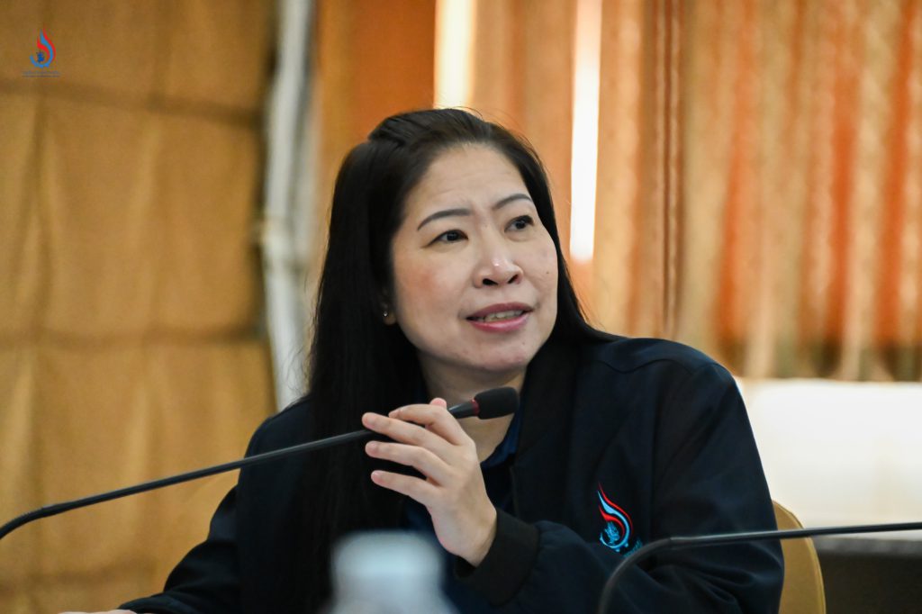 นางสาวนวพร สงวนหมู่ ผู้อำนวยการกองบริหารจัดการกากอุตสาหกรรม