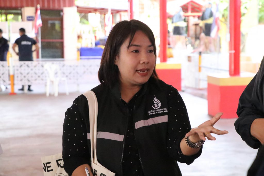 กรมโรงงานฯ ร่วมทีมแถลงผลการตรวจค้นสถานประกอบการ 5 จุด ยึด/อายัดวัตถุอันตราย กว่า 1,800,000 ลิตร