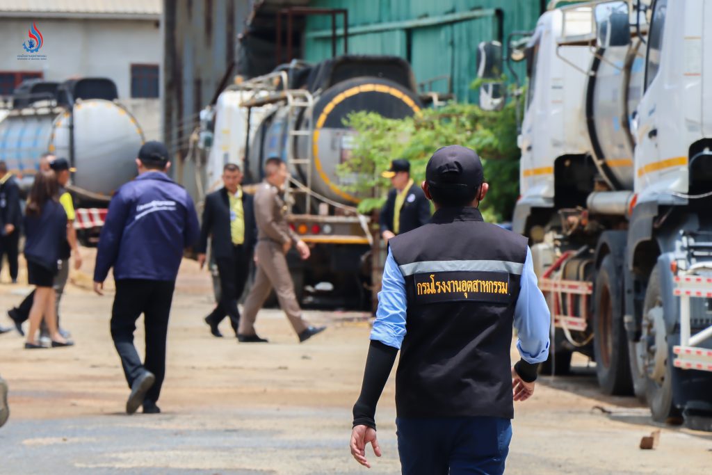 พื้นที่ 16 อำเภอในจังหวัดพระนครศรีอยุธยา มีโรงงานผลิตและรับจ้างบำบัดกำจัดกากอุตสาหกรรมที่มีใบอนุญาตรีไซเคิล ประเภทโรงงานลำดับที่ 106 จำนวน 43 โรงงาน โดยเป็นโรงงานหรืออาคารโกดังที่ประกอบกิจการไม่ถูกต้องตามเงื่อนไขการอนุญาต จำนวน 3 แห่ง คือ 1) บริษัท เอกอุทัย จำกัด (สาขาอุทัย) 2) บริษัท ซันเทค เคมิคอล แอนด์ โลจิสติกส์ จำกัด และ 3) โกดังเก็บสารเคมีอันตรายหลายพันตัน (โกดังภาชี)
