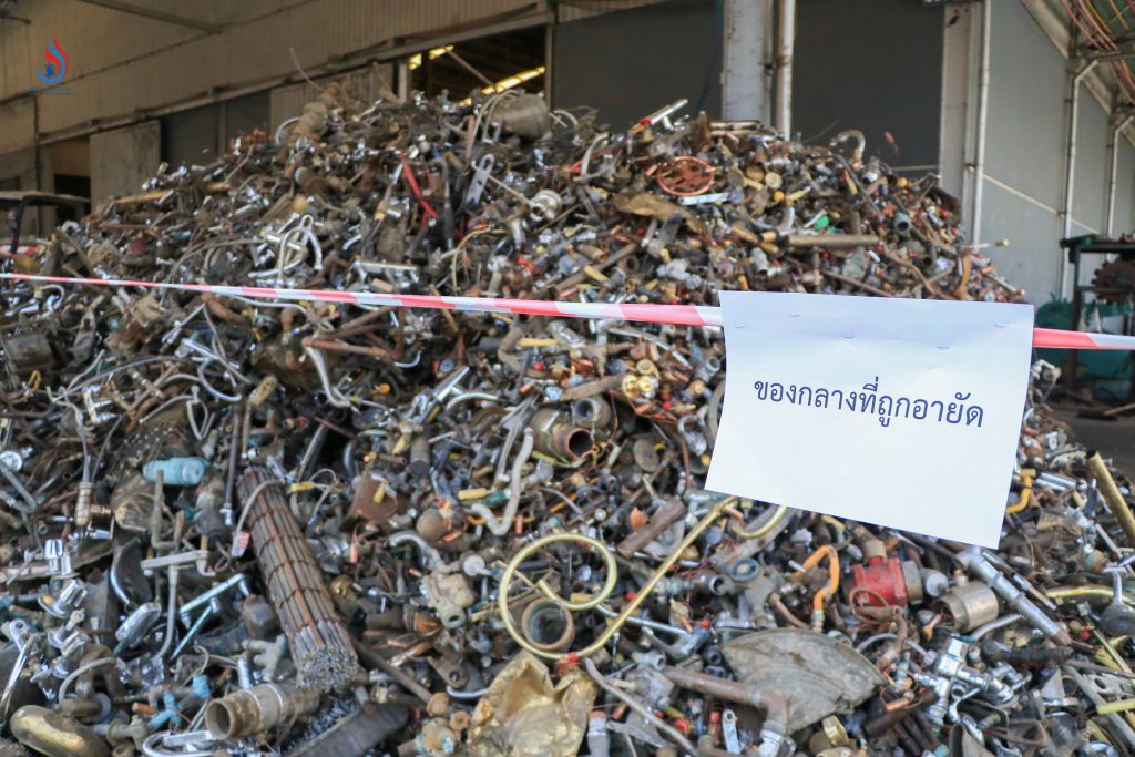 มีการครอบครองวัตถุอันตรายมากกว่า 8,000 ตัน ซึ่งเกินกว่า 50 ตันที่กฎหมายกำหนด ทำให้เข้าข่ายเป็นคดีพิเศษที่ต้องส่งให้กรมสอบสวนคดีพิเศษ (DSI) พิจารณา