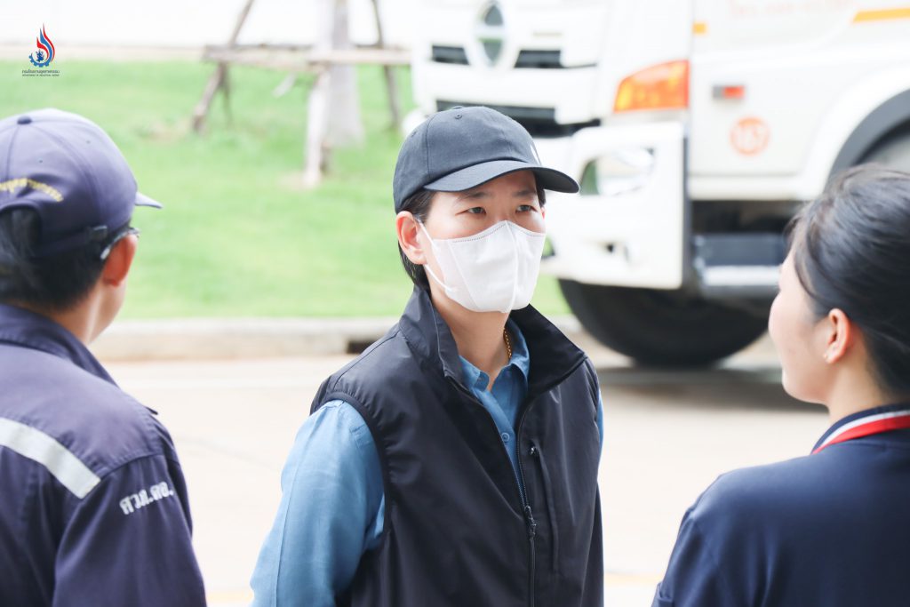 สาวฐิติภัสร์ โชติเดชาชัยนันต์ หัวหน้าคณะทำงานรัฐมนตรีว่าการกระทรวงอุตสาหกรรม