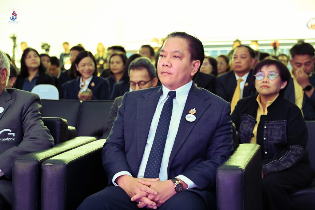 นายพรยศ กลั่นกรอง อธิบดีกรมโรงงานอุตสาหกรรม