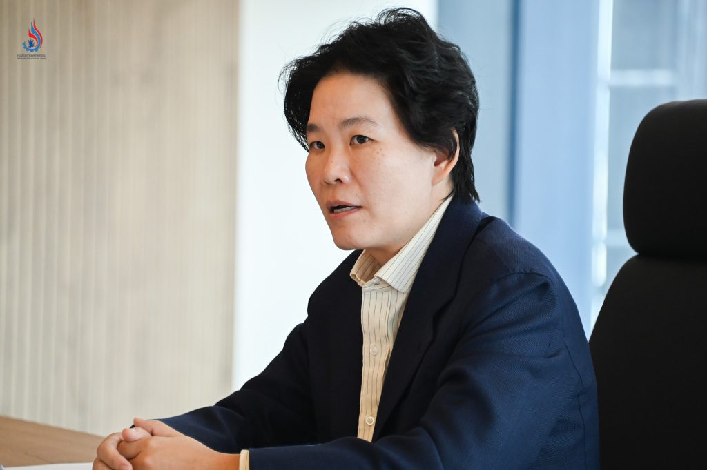 นางสาวฐิติภัสร์ โชติเดชาชัยนันต์ หัวหน้าคณะทำงาน รัฐมนตรีว่าการกระทรวงอุตสาหกรรม เป็นประธานการประชุม