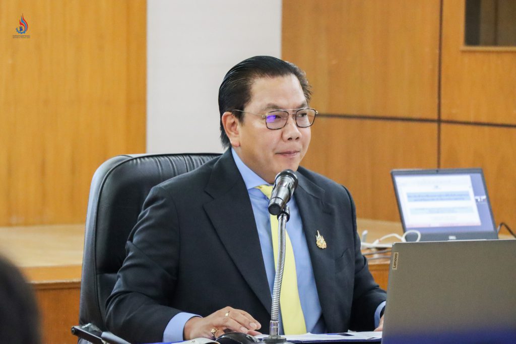 นายพรยศ กลั่นกรอง อธิบดีกรมโรงงานอุตสาหกรรม