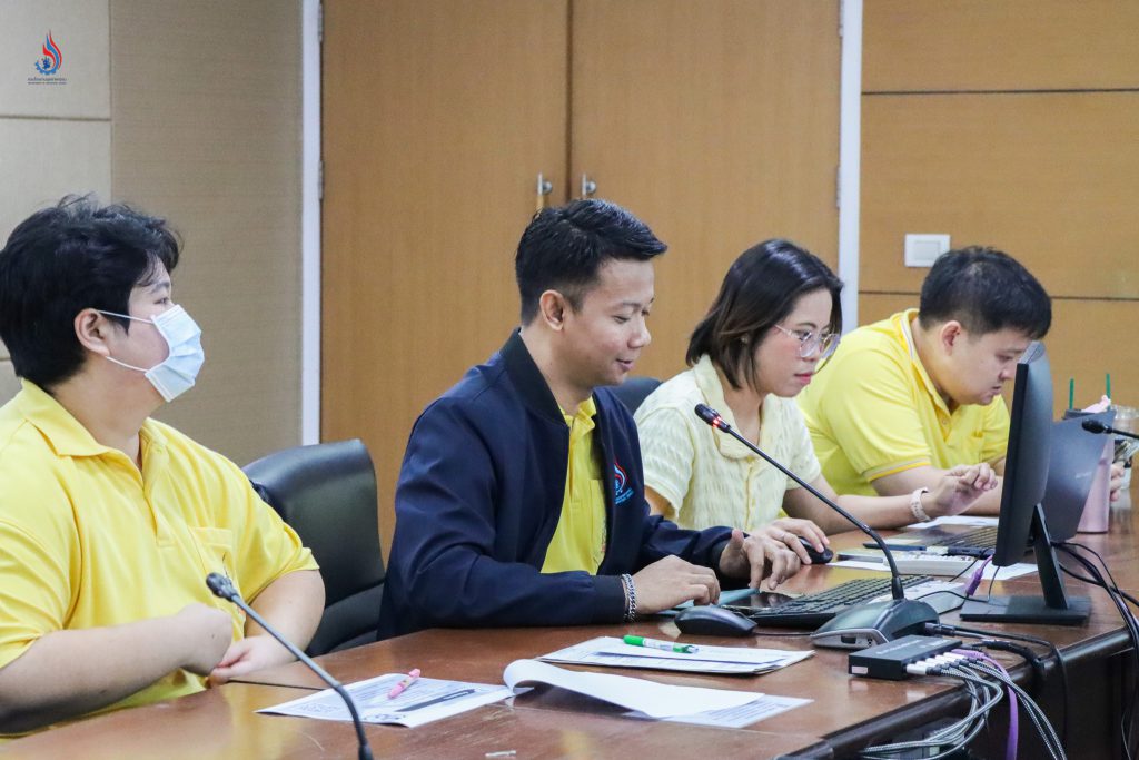 กฎหมายว่าด้วยโรงงานที่บังคับใช้แก่ผู้ประกอบกิจการโรงงานจำพวกที่ 3 ในเขตกรุงเทพมหานคร อาทิ กฎหมายเกี่ยวกับมลพิษน้ำ กฎหมายเกี่ยวกับมลพิษอากาศ กฎหมายเกี่ยวกับกากอุตสาหกรรม รวมถึงกฎหมายเกี่ยวกับความปลอดภัยในการทำงานภายในโรงงาน ซึ่งผู้ประกอบกิจการจะต้องปฏิบัติตามอย่างเคร่งครัด