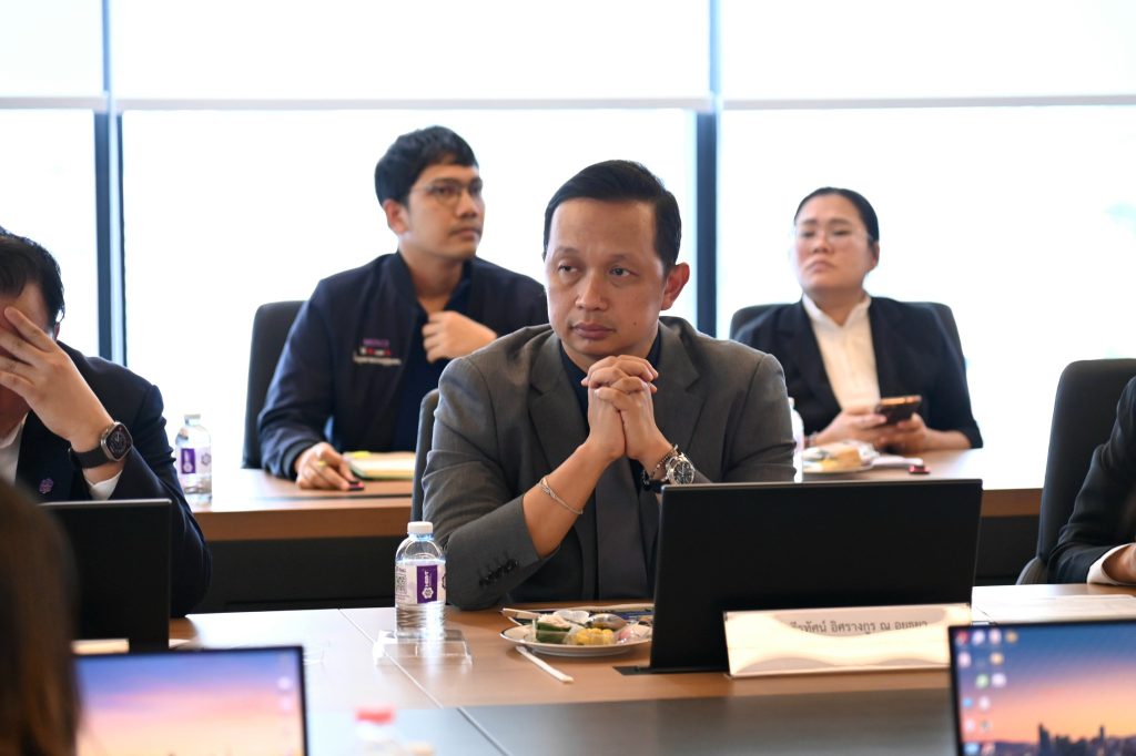 นายธีรทัศน์ อิศรางกูร ณ อยุธยา รองอธิบดีกรมโรงงานอุตสาหกรรม