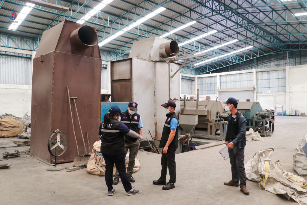 พบร่องรอยการเดินเครื่องจักร ทั้งที่ถูกคำสั่งให้หยุดประกอบกิจการโรงงาน และไม่ได้รับอนุญาตให้ประกอบกิจการ จึงเป็นการตั้งและประกอบกิจการโดยไม่ได้รับอนุญาต