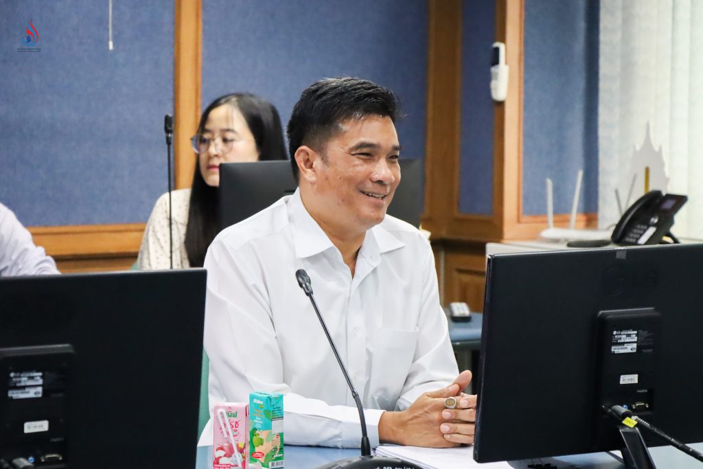 นายประสม ดำรงพงษ์ ผู้อำนวยการกองพัฒนาระบบมาตรฐานงานกำกับโรงงาน