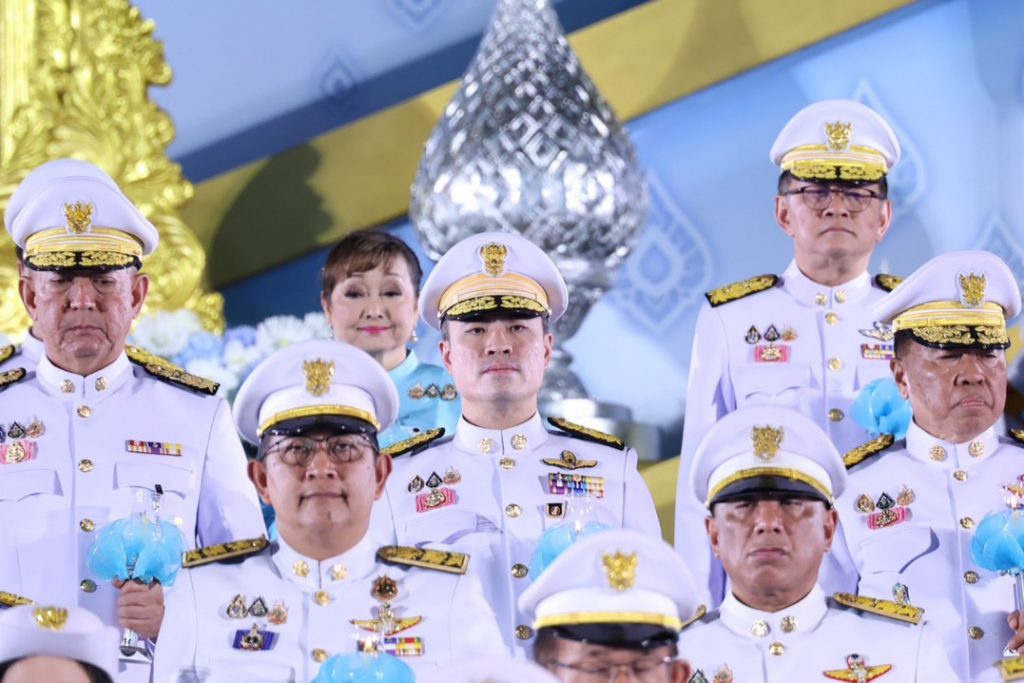 นายเอกนัฏ พร้อมพันธุ์ รัฐมนตรีว่าการกระทรวงอุตสาหกรรม