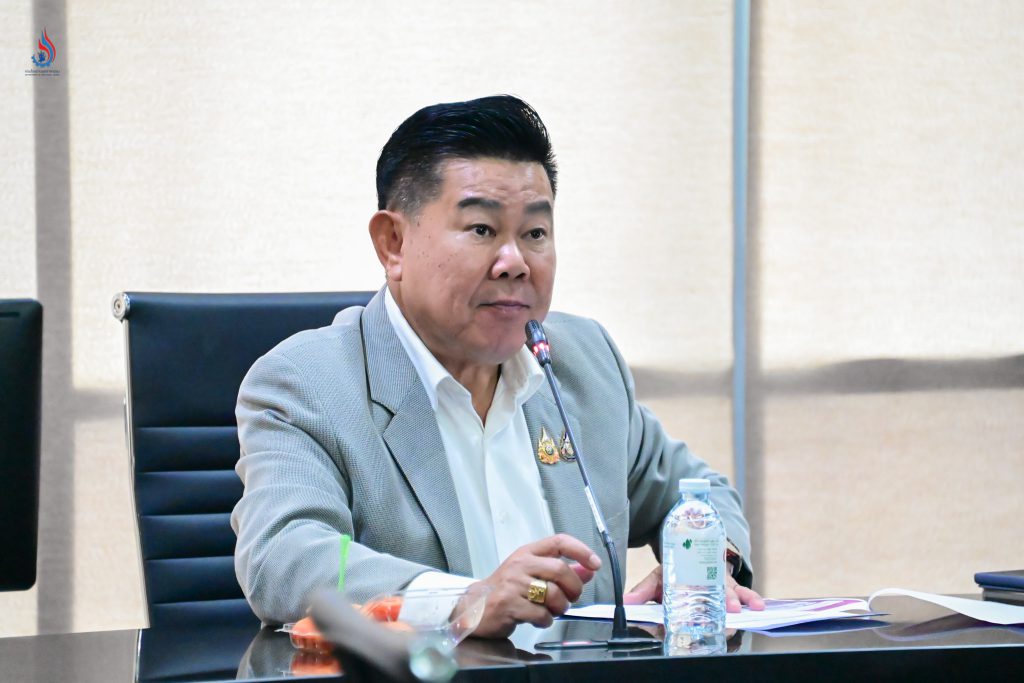 นายสุรพล ชามาตย์ ที่ปรึกษาปลัดกระทรวงอุตสาหกรรม เป็นประธานการประชุม 