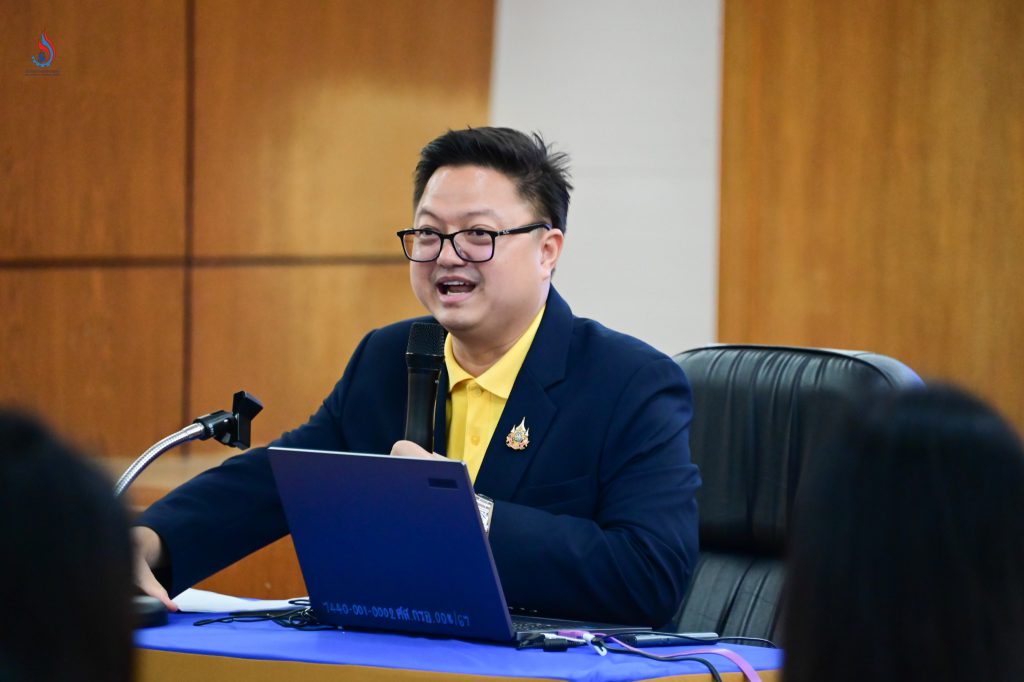 นายทินวัฒน์ แก้วสวี ผู้อำนวยการกองยุทธศาสตร์และแผนงาน กล่าวรายงานวัตถุประสงค์โครงการฯ