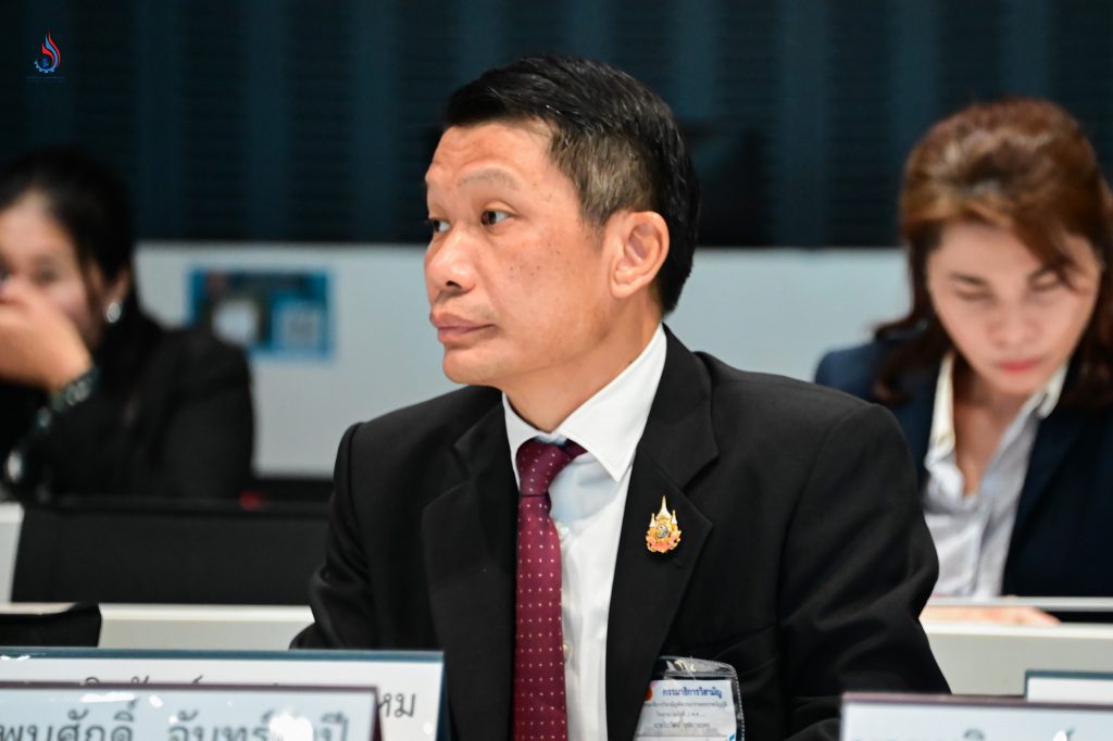 นายจิรวัฒน์ บุปผาพรหม ผู้อำนวยการกองกฎหมาย 