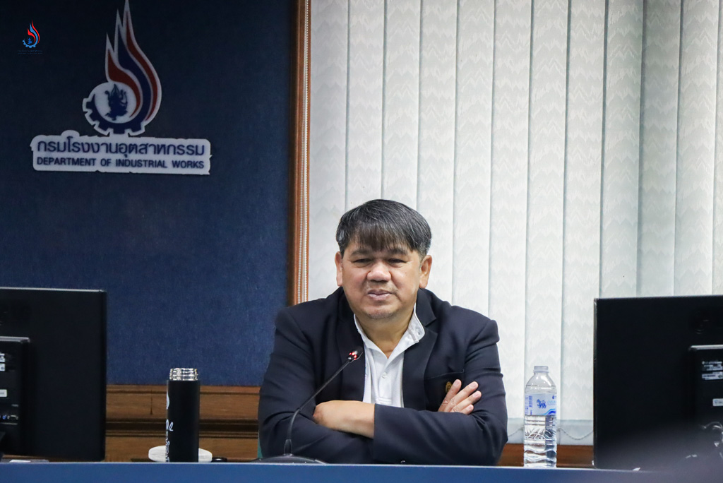 นายสุนทร แก้วสว่าง รองอธิบดีกรมโรงงานอุตสาหกรรม