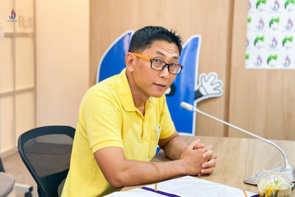 นายวิทยา แดงทำดี ผู้อำนวยการกลุ่มส่งเสริมความรับผิดชอบต่อสังคมของผู้ประกอบการ กองพัฒนาอุตสาหกรรมเชิงนิเวศ กล่าวรายงานวัตถุประสงค์การจัดอบรม