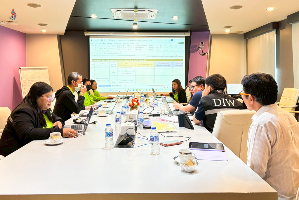 กองพัฒนาอุตสาหกรรมเชิงนิเวศ กรมโรงงานอุตสาหกรรม ได้กำกับและติดตามภารกิจดังกล่าว โดยกำหนดมาตรฐาน CSR-DIW ครอบคลุมการดำเนินงาน 