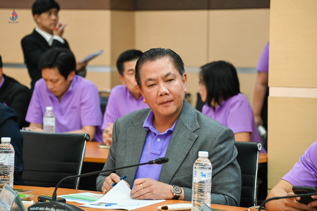 นายพรยศ กลั่นกรอง อธิบดีกรมโรงงานอุตสาหกรรม