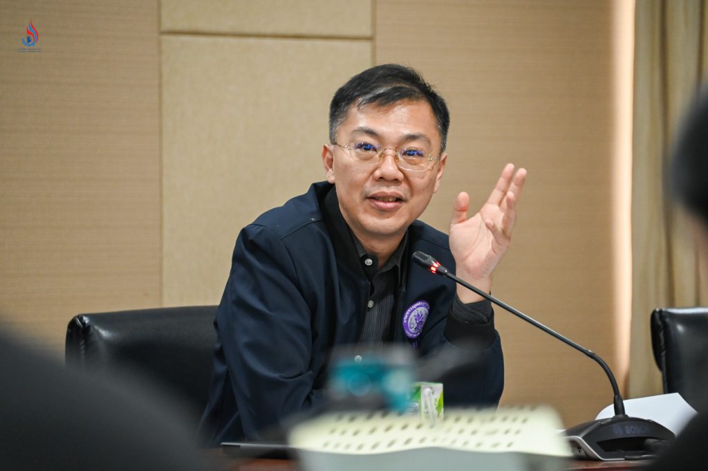 นายบวรวิทย์ อัครจันทโชติ ผู้อำนวยการกองตรวจราชการ สำนักงานปลัดกระทรวงอุตสาหกรรม