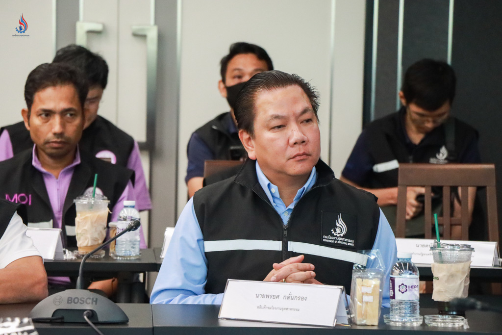 นายพรยศ กลั่นกรอง อธิบดีกรมโรงงานอุตสาหกรรม