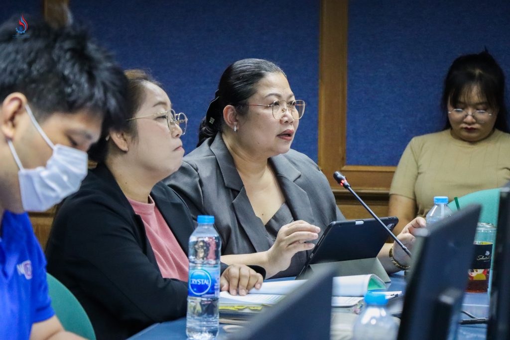 ผู้แทนบริษัท อัคคีปราการ จำกัด (มหาชน) 