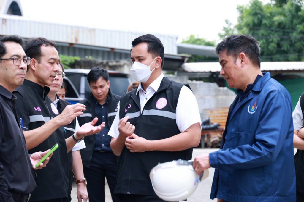กรมโรงงานฯ ผนึกทีมเต็มเหนี่ยว ลุย “บางปูใหม่” สั่งปิด 2 โรงงานเถื่อน ไร้ใบอนุญาต