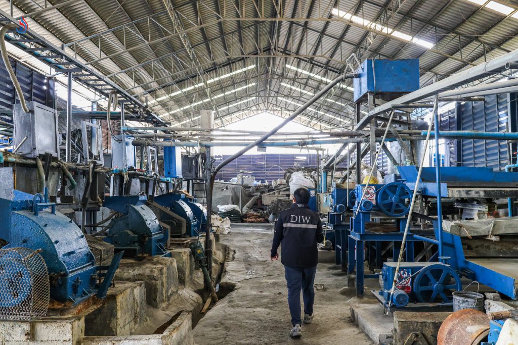 ตรวจพบอาคารโรงงานและผังการติดตั้งเครื่องจักร ไม่ตรงตามที่ได้รับอนุญาต